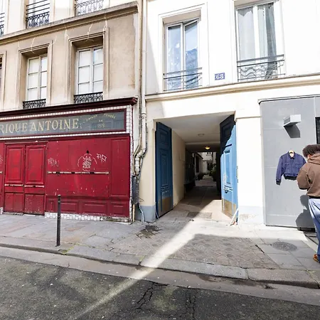 Le Marais Cozy Free Netflix