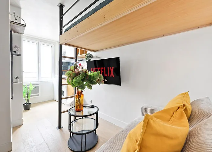 Le Marais Cozy Free Netflix *