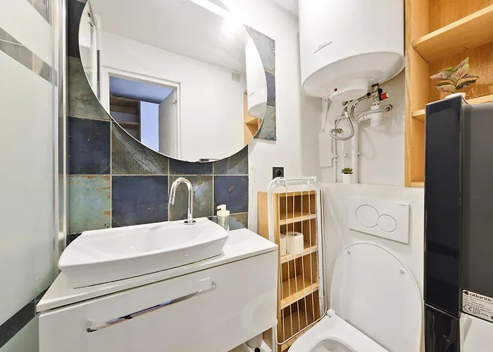 Le Marais Cozy Free Netflix * Paris