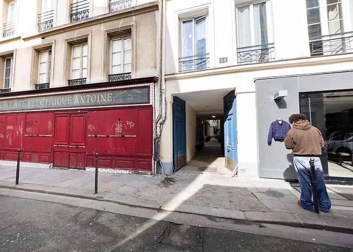 Le Marais Cozy Free Netflix